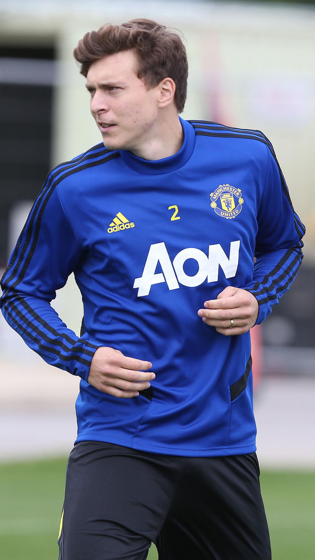 Victor Lindelof in training for Man United.