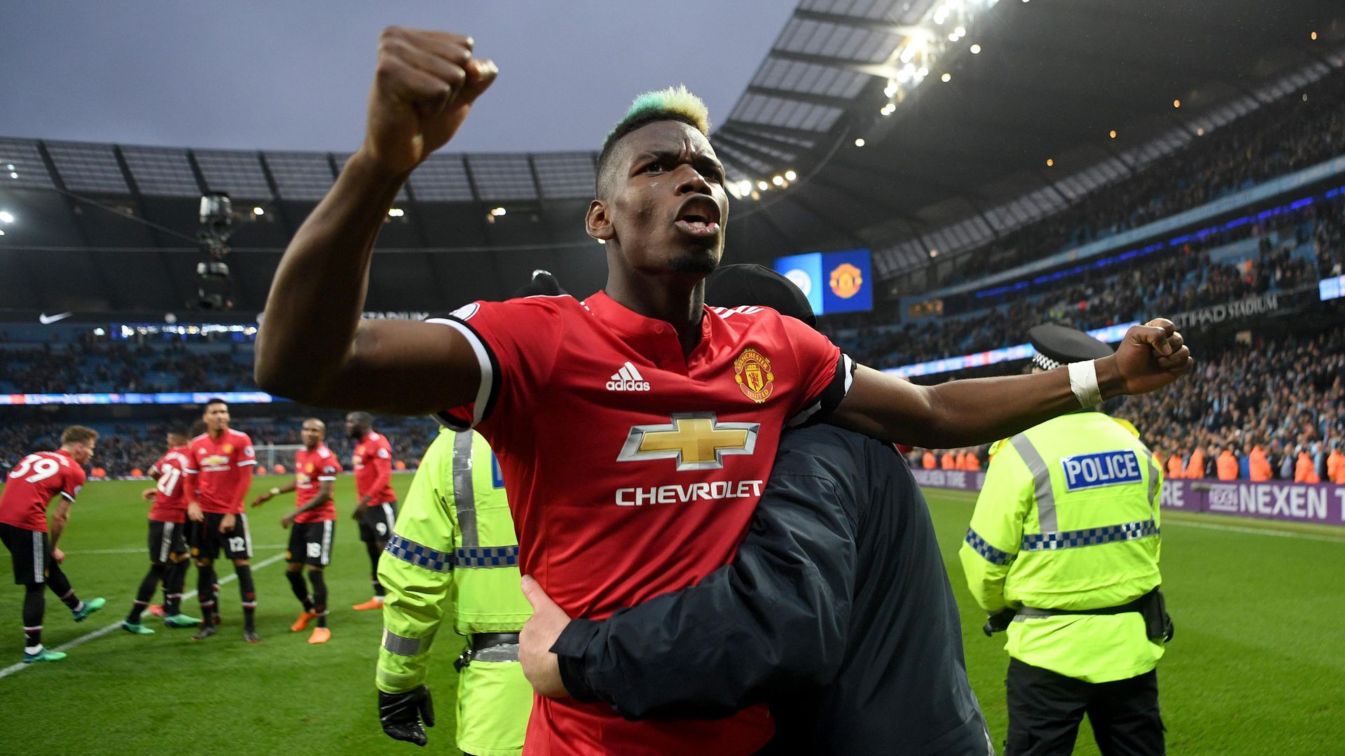 Relive the last Manchester derby City 2 United 3 in the Premier League