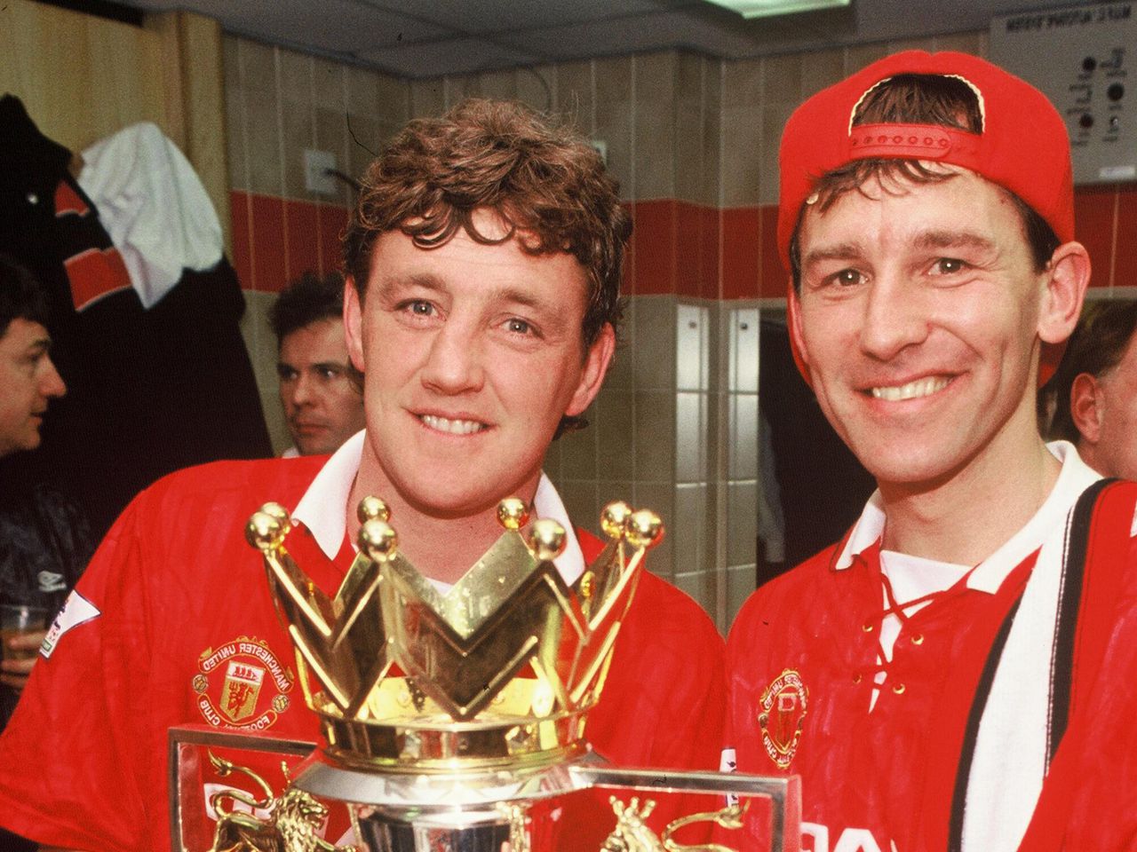 Kit memories: 1992-94 home shirt | Manchester United Kit memories: 1992-94 home shirt | Manchester United