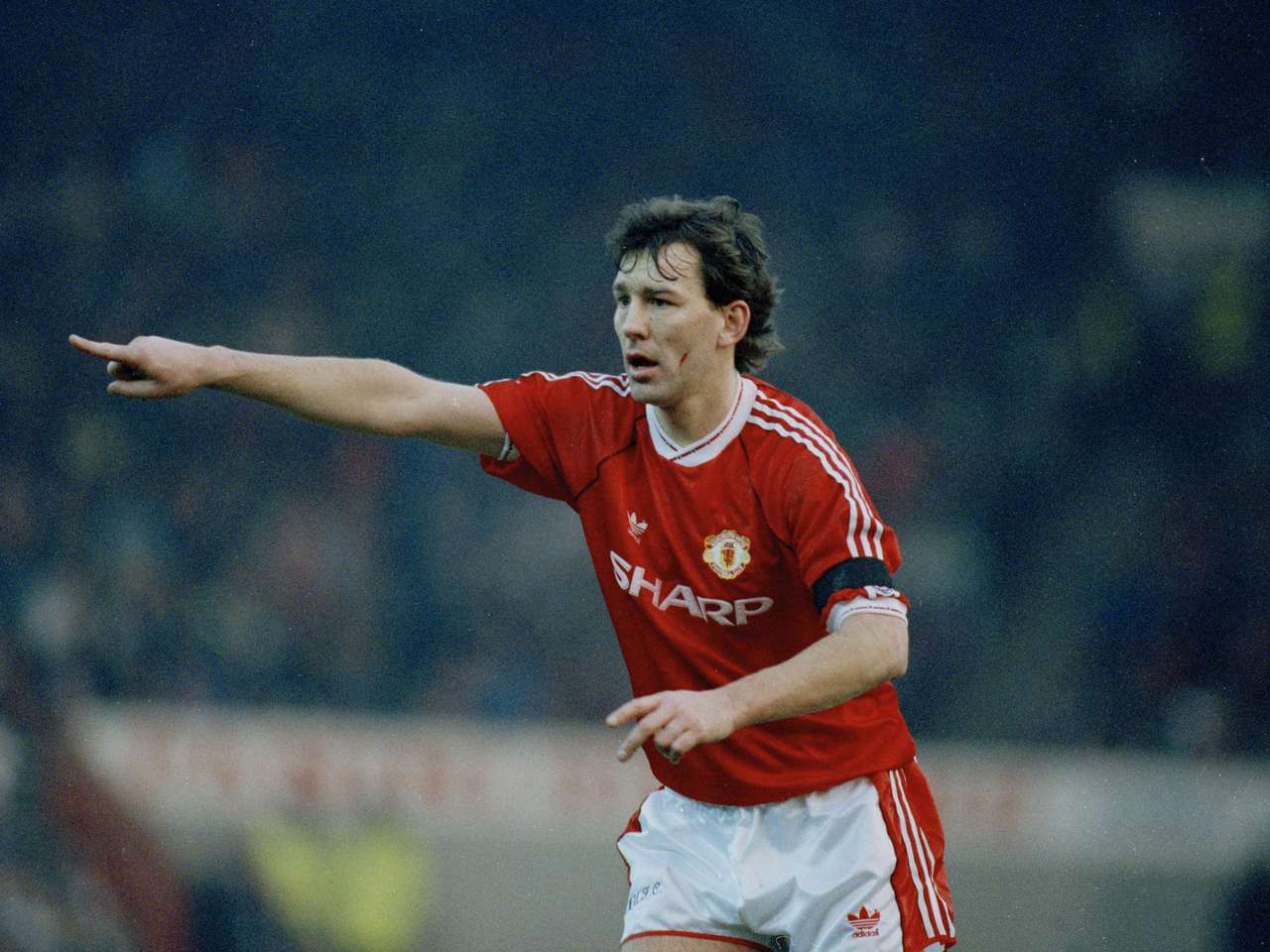 Bryan best sale robson footballer