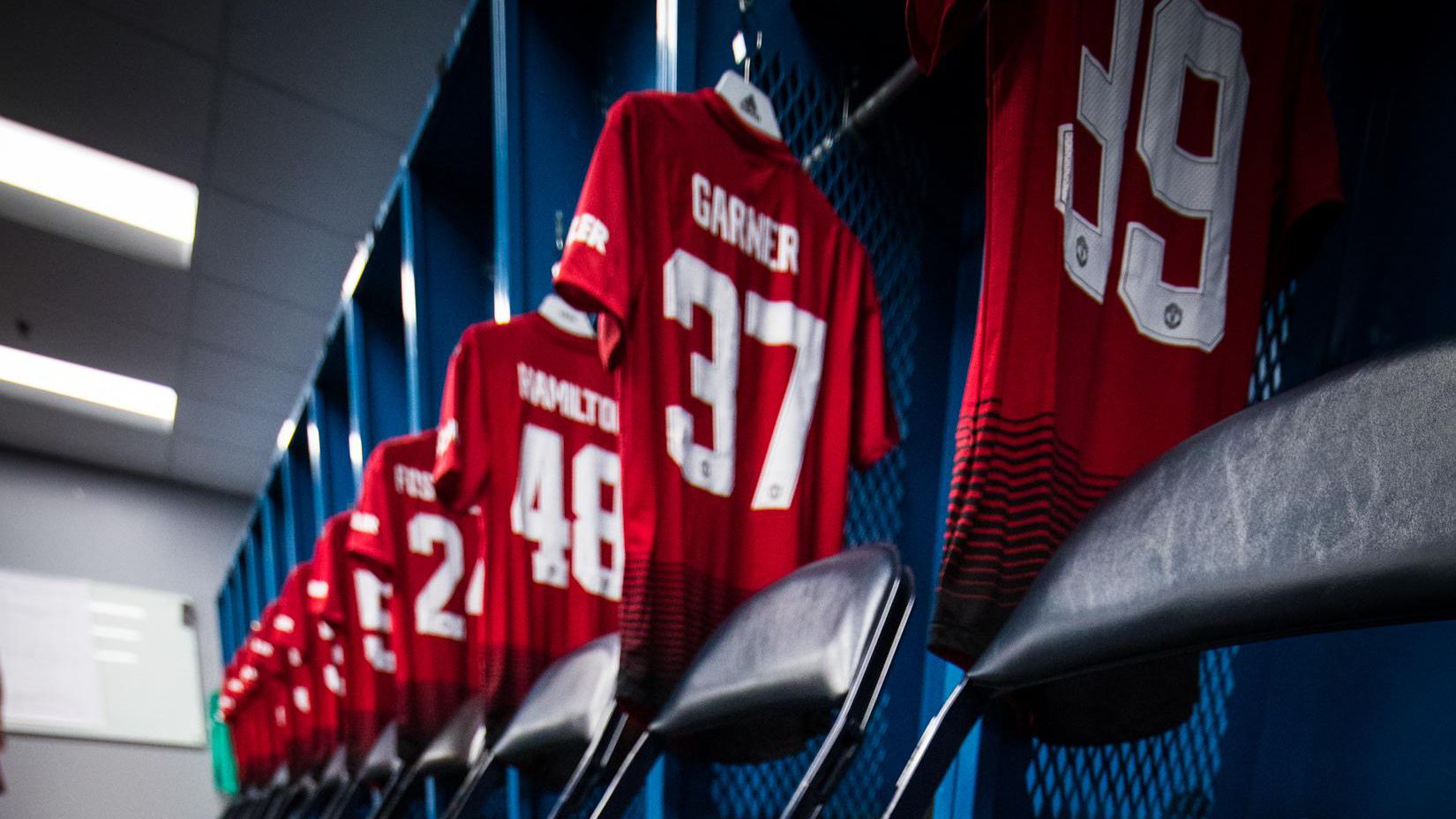 スタブハブ センター マンチェスター ユナイテッド公式サイト