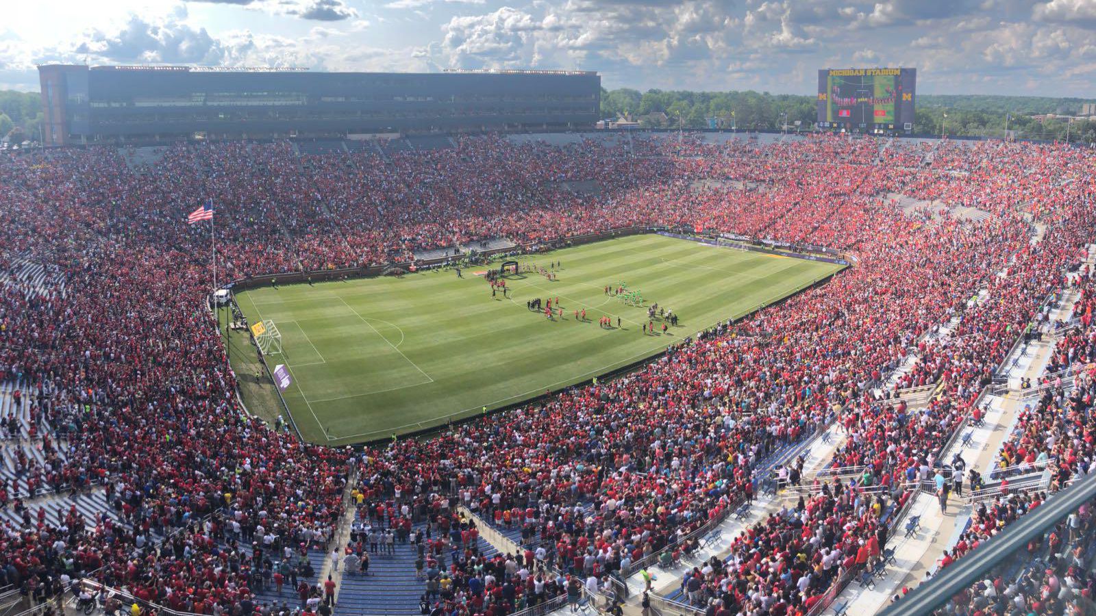 Gallery of Man United v Liverpool on Tour 2018 ...