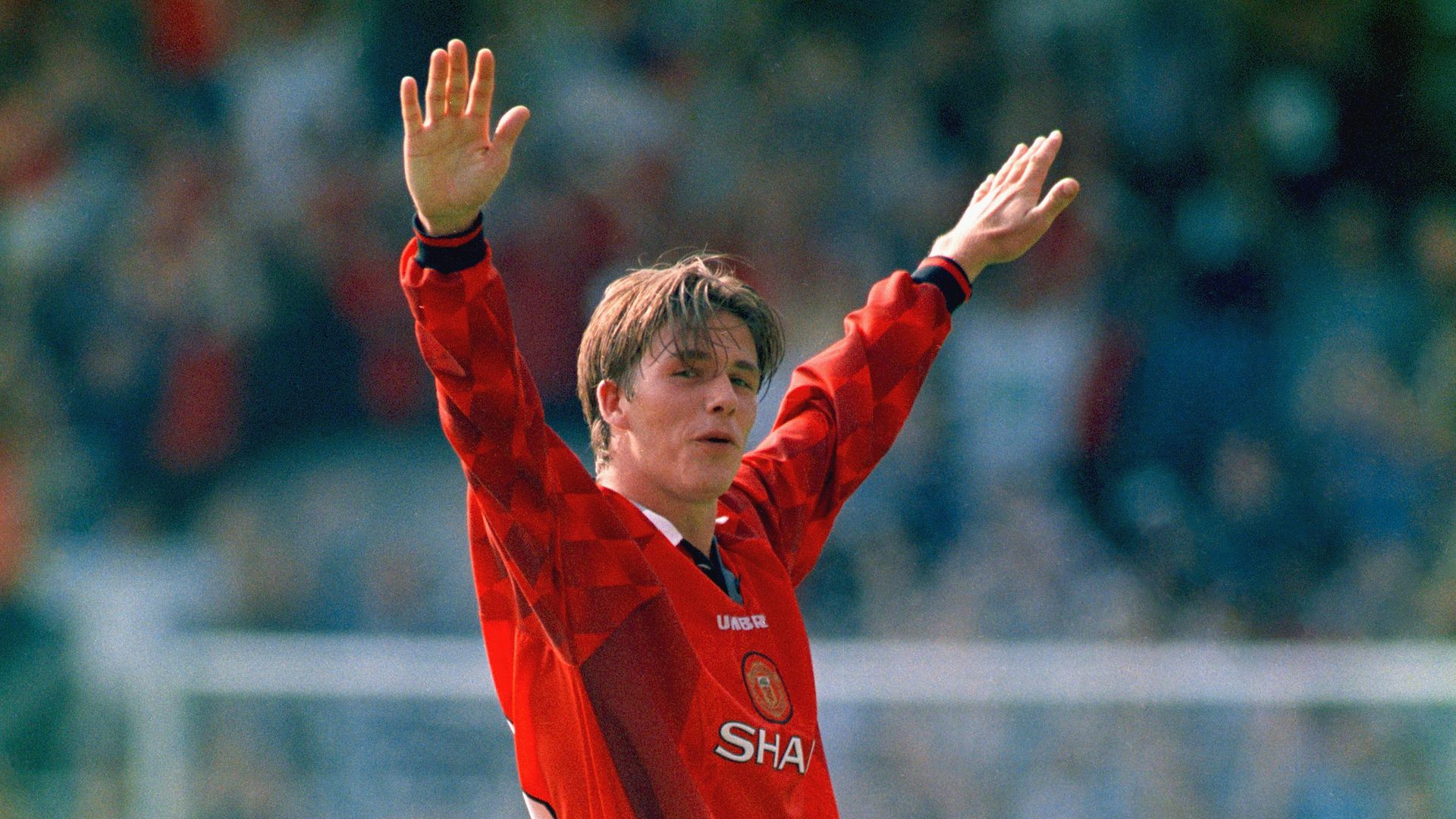 David Beckham scored a worldie for United at Wimbledon on 17 August