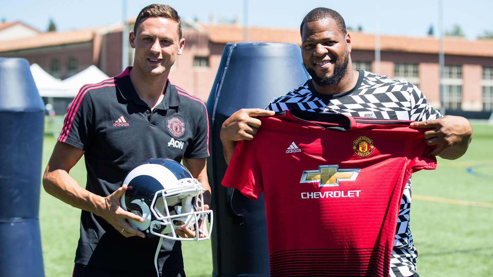 Uyin. Mohamed salah childhood. мини футбол узбекистан. Uyin uynah. Uyin.