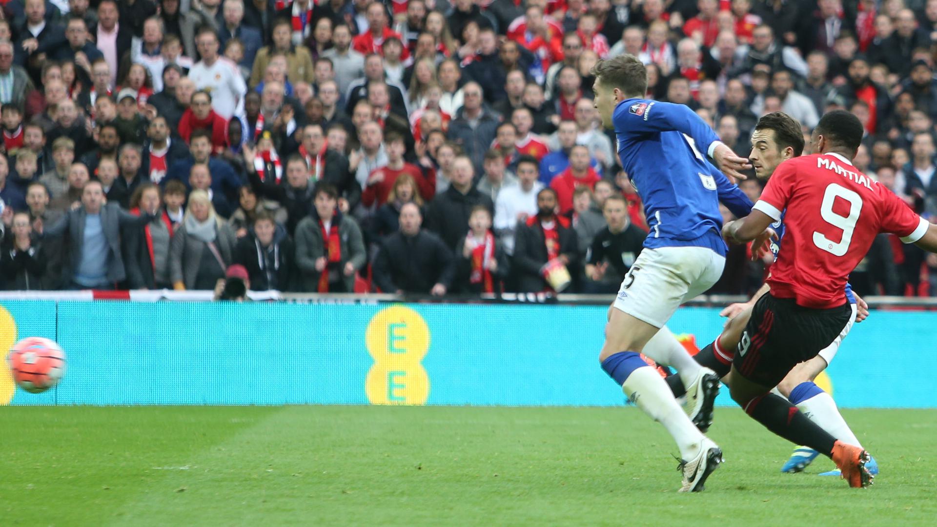 Highlights of the 2016 FA Cup semifinal against Everton  Manchester