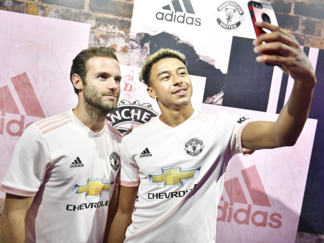 adidas pink 2018 19 away kit for Manchester United is now on sale Manchester United