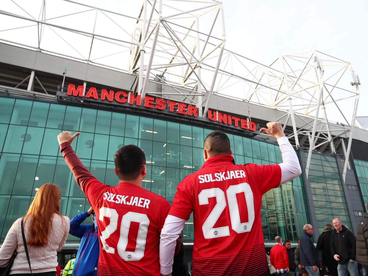 夏の移籍情報を検証 マンチェスター ユナイテッド公式サイト