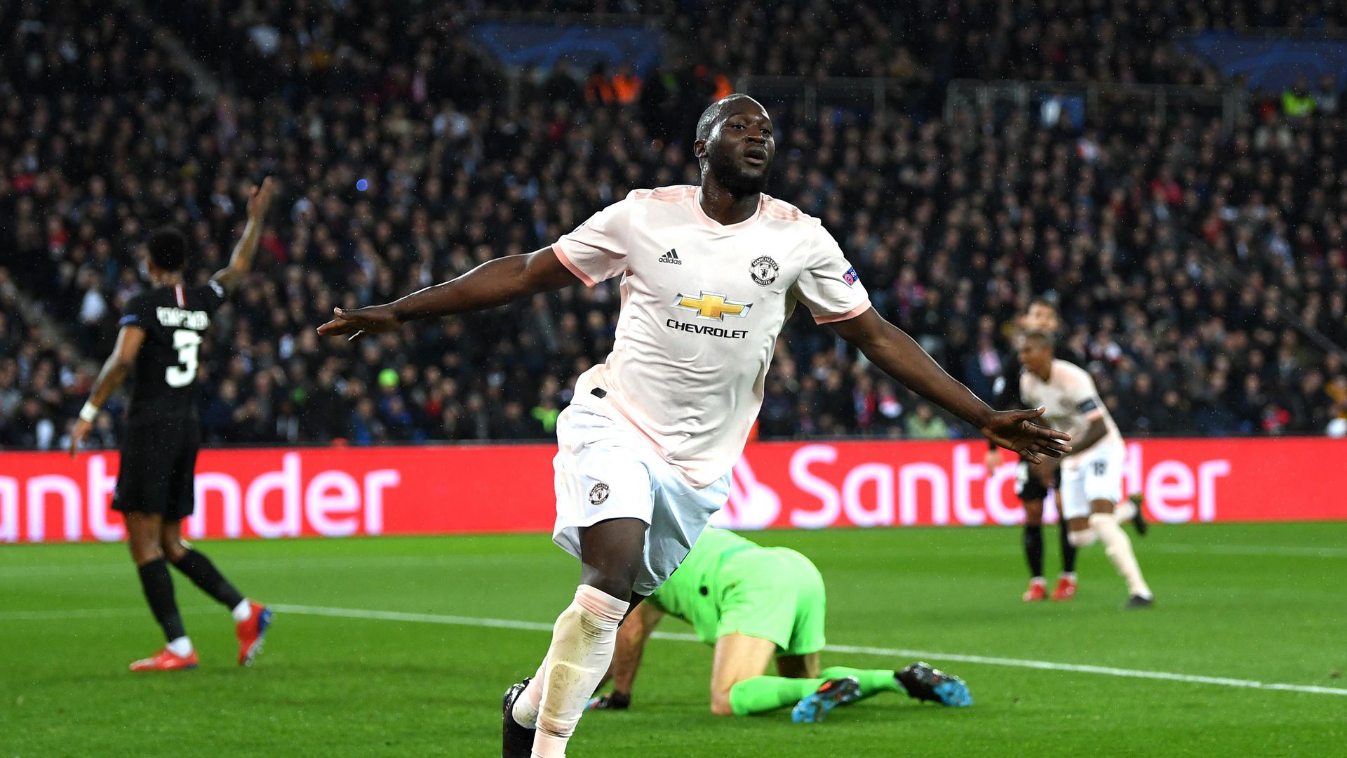 Romelu Lukaku makes it six goals in three games for Man Utd