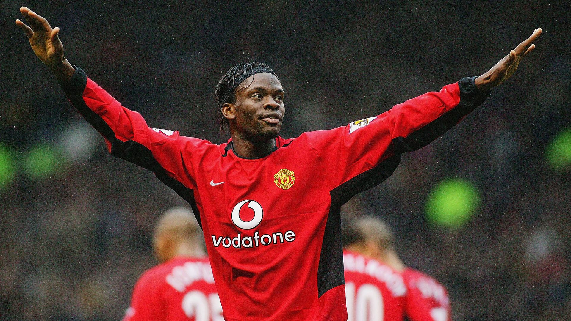 Louis Saha expecting tough test for Man Utd against former club Fulham