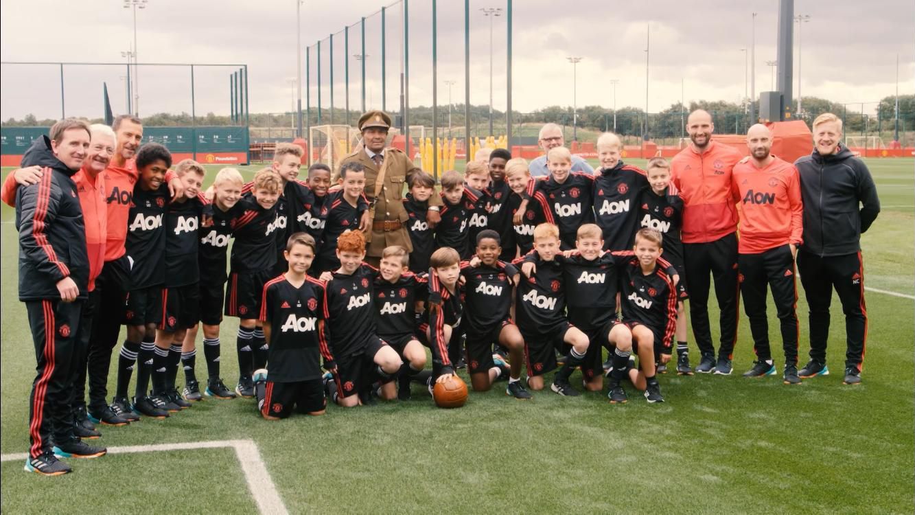 United Academy learn about Walter Tull | Manchester United