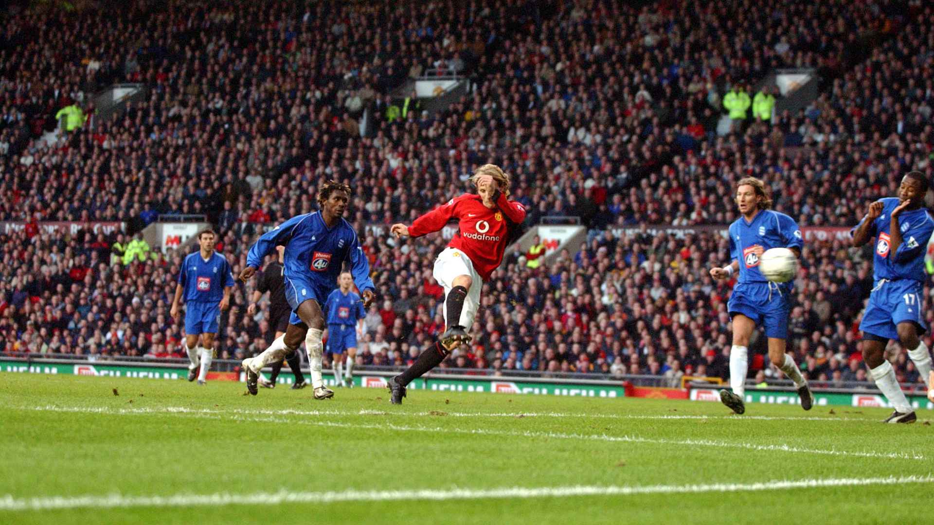  Goal of the Day: Forlan v Birmingham