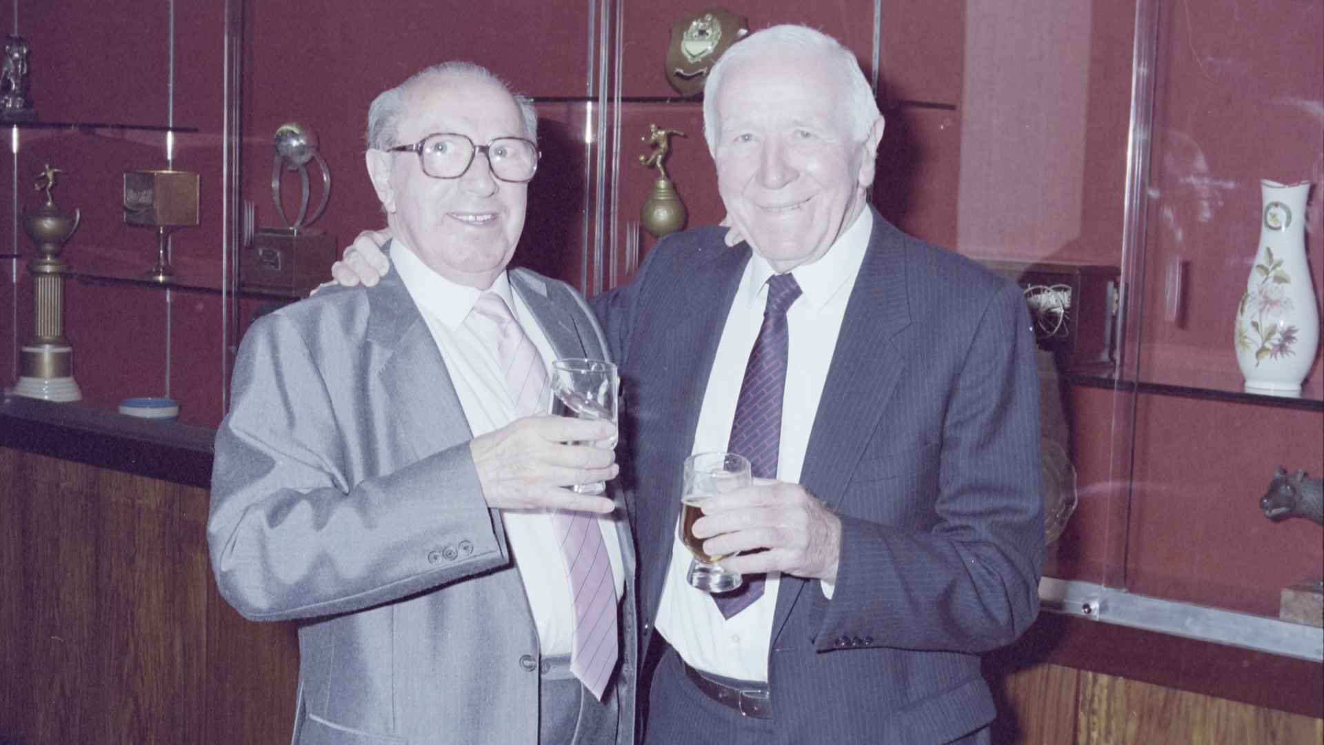 Reminder about Jimmy Murphy statue unveiling Manchester United