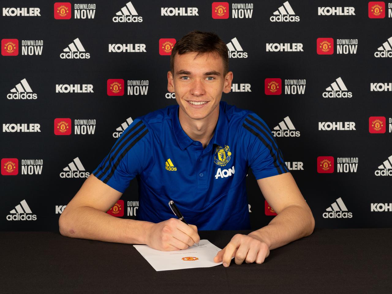 Brandon Williams Signs New Deal At Man Utd Manchester United