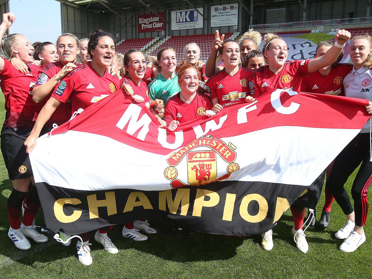 Man Utd Women 7-0 Crystal Palace Ladies: Women's Championship title sealed  by win - BBC Sport