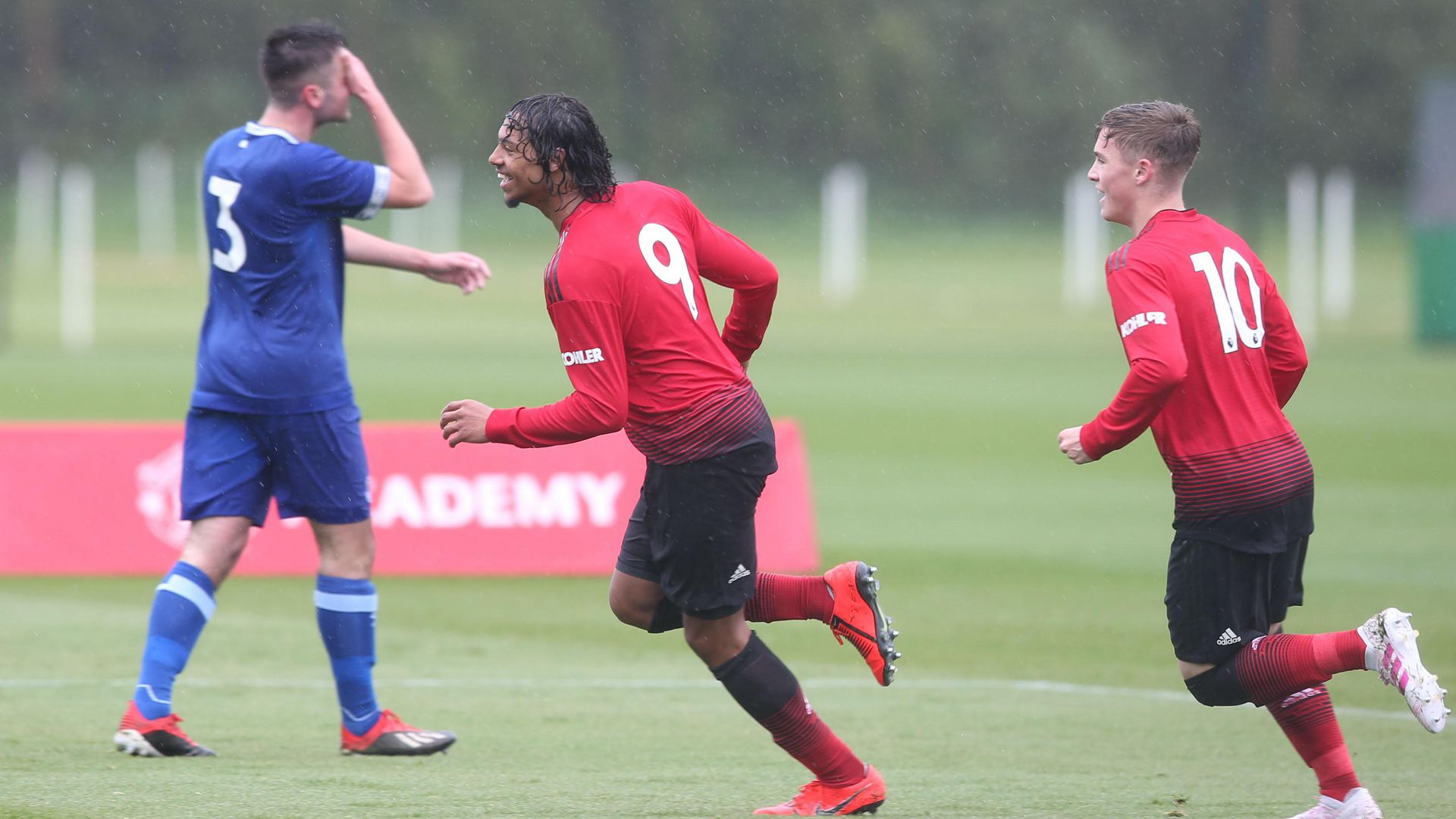 Under-18s: Man United 4 Everton 5 | Manchester United