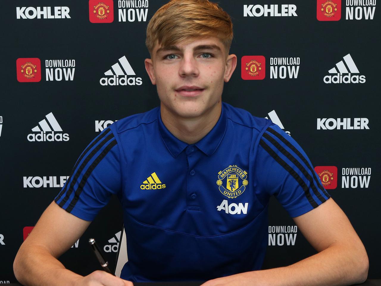 Brandon Williams Signs New Deal At Man Utd Manchester United