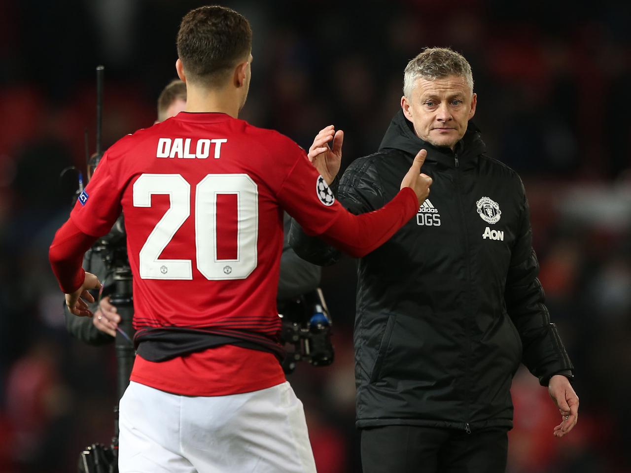 Dalot Busca Aduenarse De Un Puesto En El United Web Oficial Del Manchester United