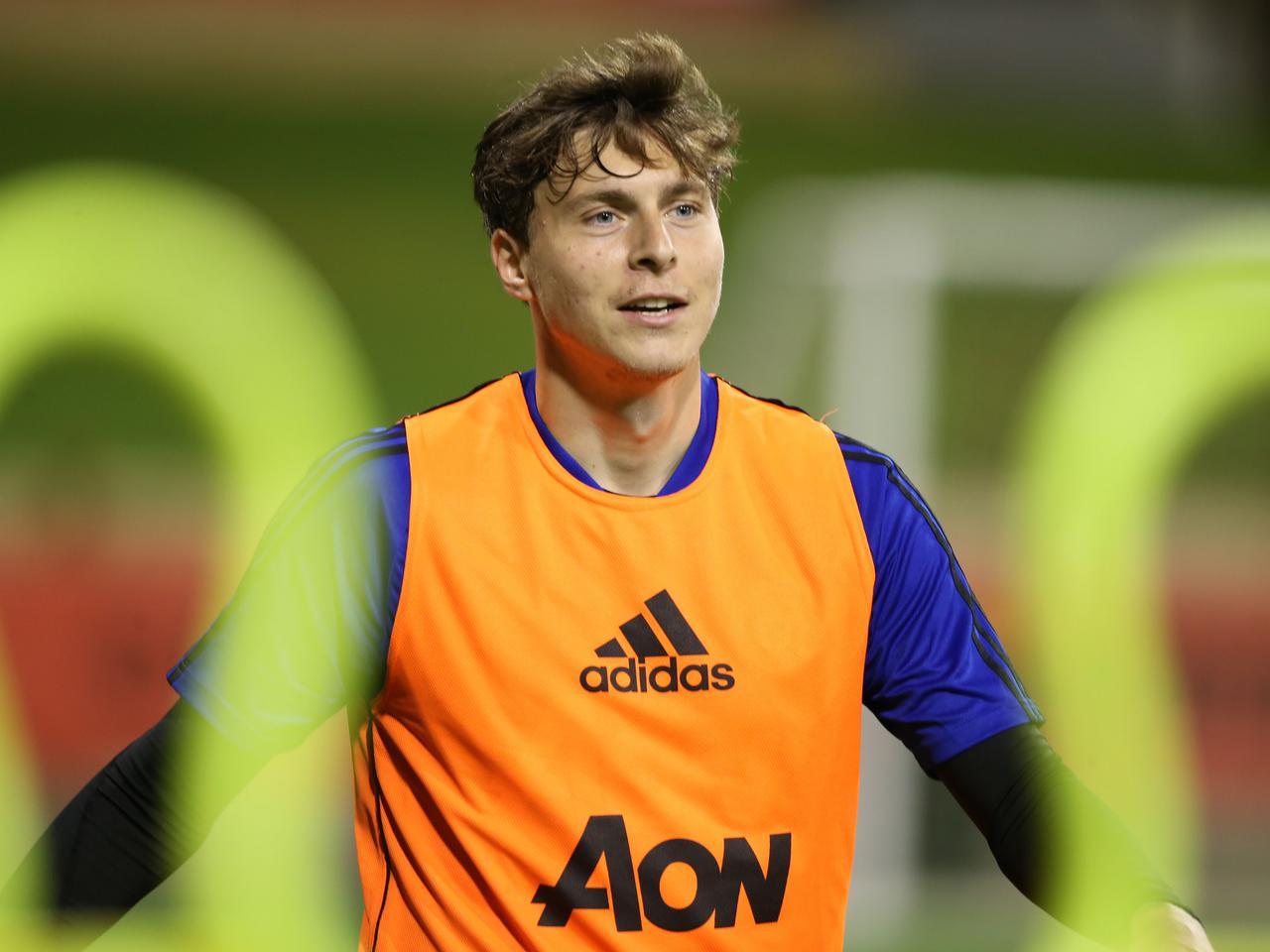 Victor Lindelof in training for United.