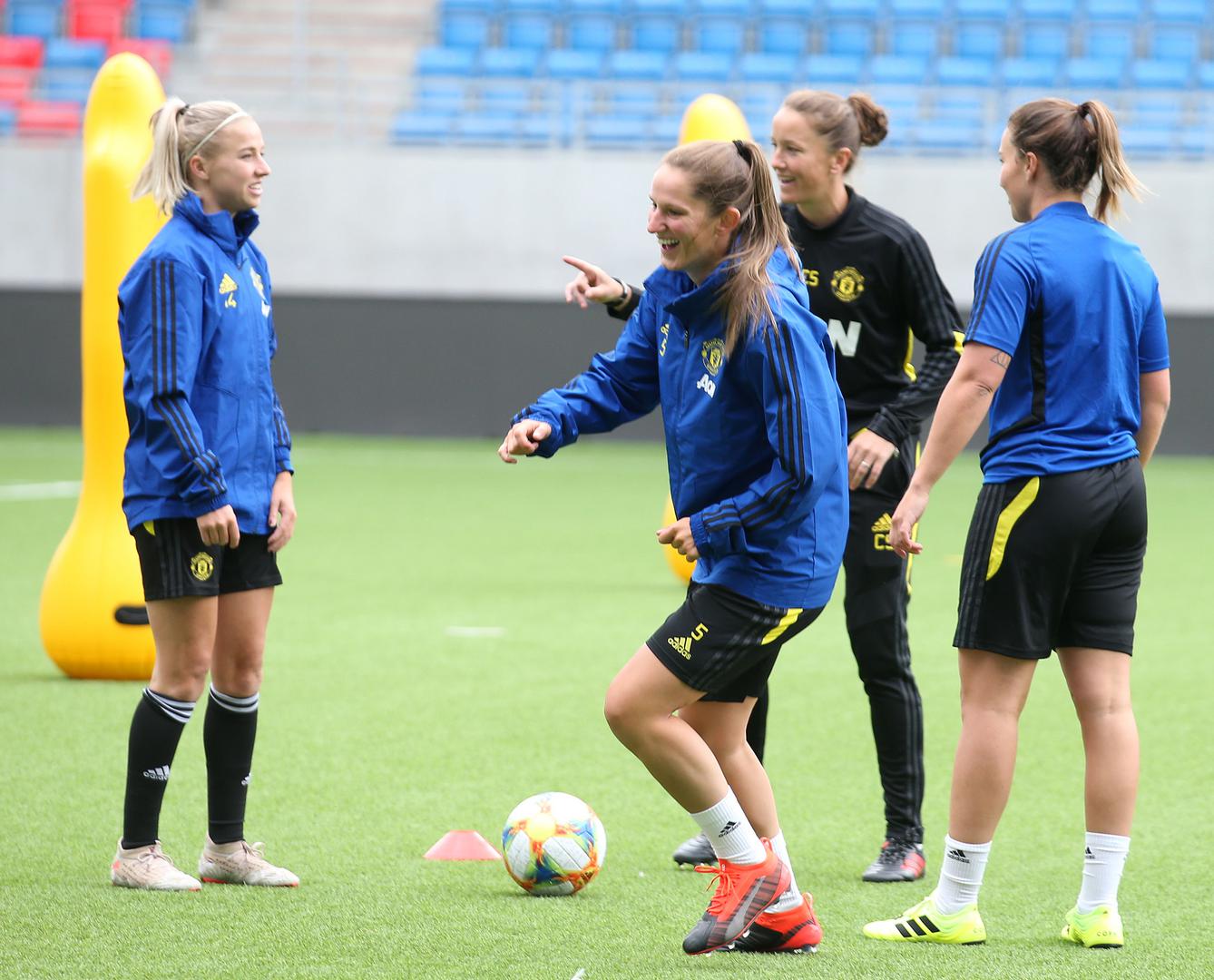 Man Utd Women S Training Gallery From Norway Manchester United