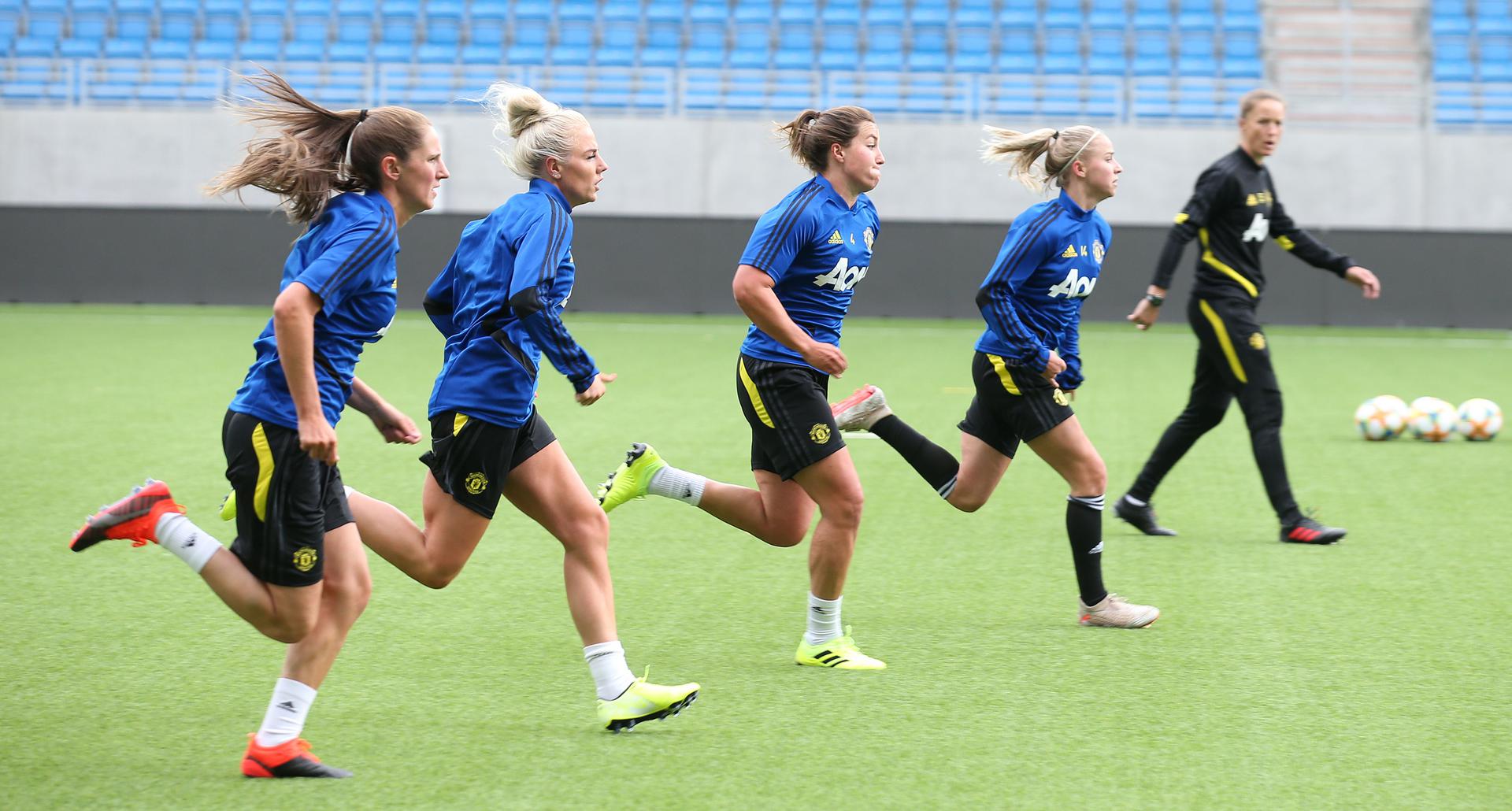 Man Utd Women S Training Gallery From Norway Manchester United