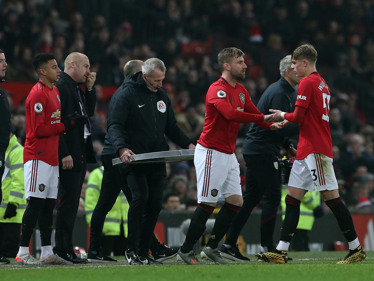 Man United Vs Burnley : Vnvzfqwcc7ja5m / Contact burnley vs man united on messenger. | Shas-gamy