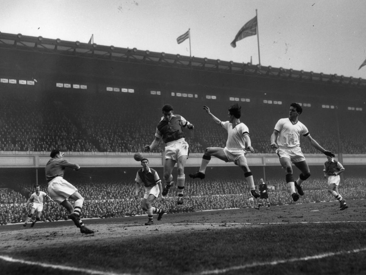 Arsenal v Manchester United at Highbury