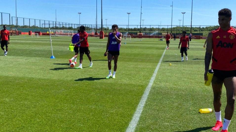 Watch Man Utd stars playing football again! Manchester United