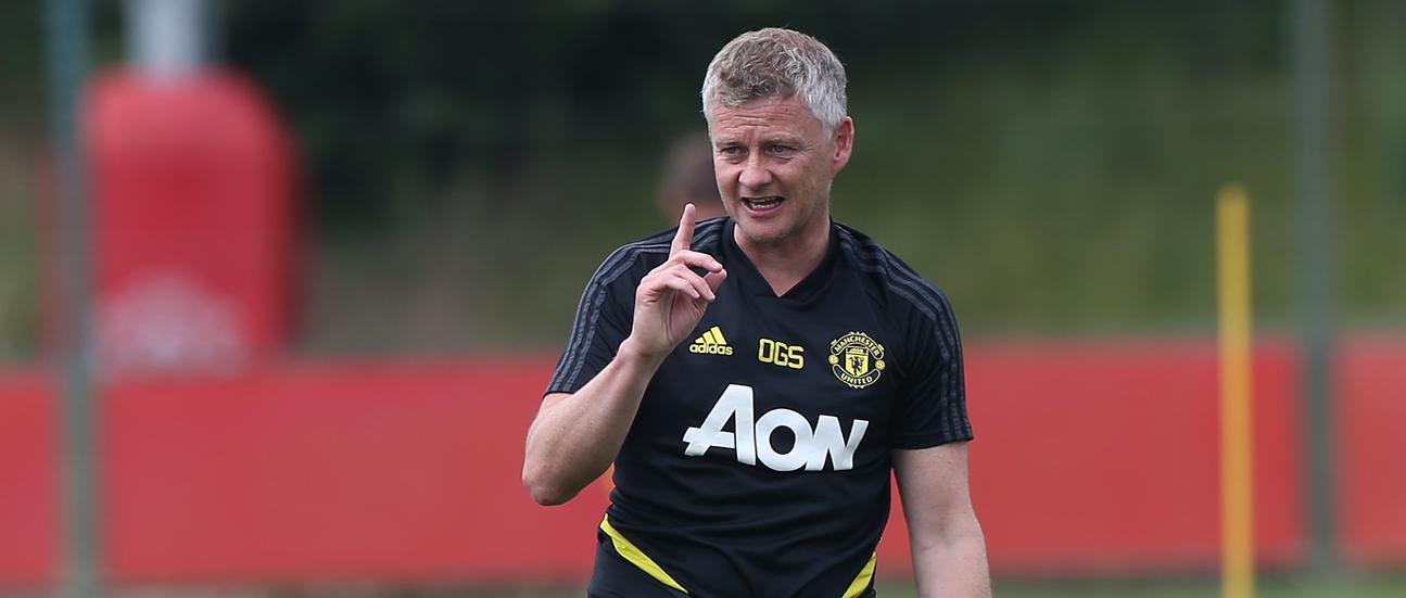 https://assets.manutd.com/AssetPicker/images/0/0/13/230/910903/A94T2316_20200623154303101593424381203_xlarge.jpg