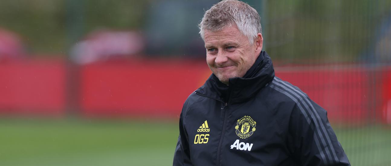 https://assets.manutd.com/AssetPicker/images/0/0/13/239/913270/A94T8589_202007071249485221594199630463_xlarge.jpg