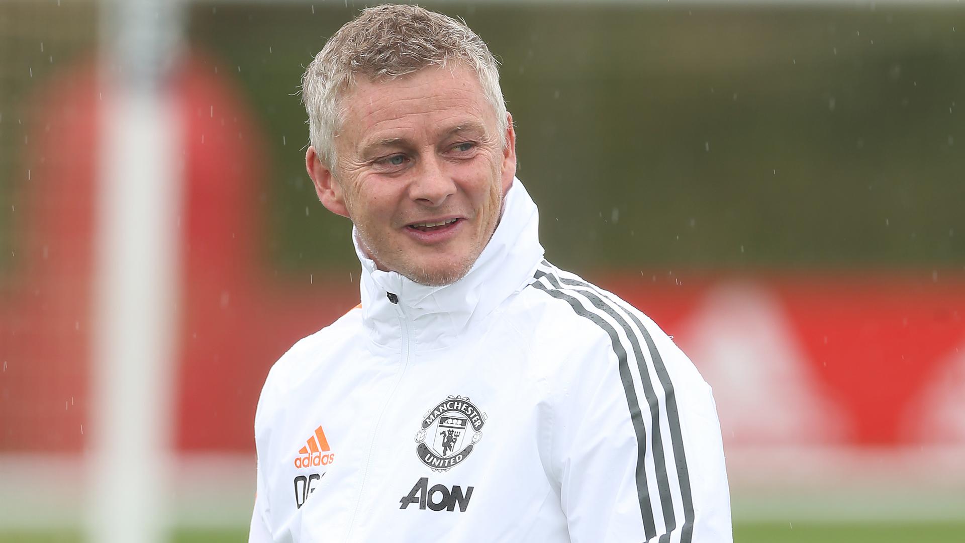 https://assets.manutd.com/AssetPicker/images/0/0/13/247/915364/A94T3844_202007181222389821595324999676_large.jpg