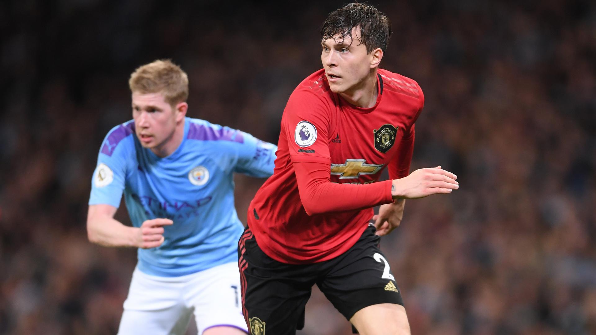 What tv channel is new arrivals man united on tonight