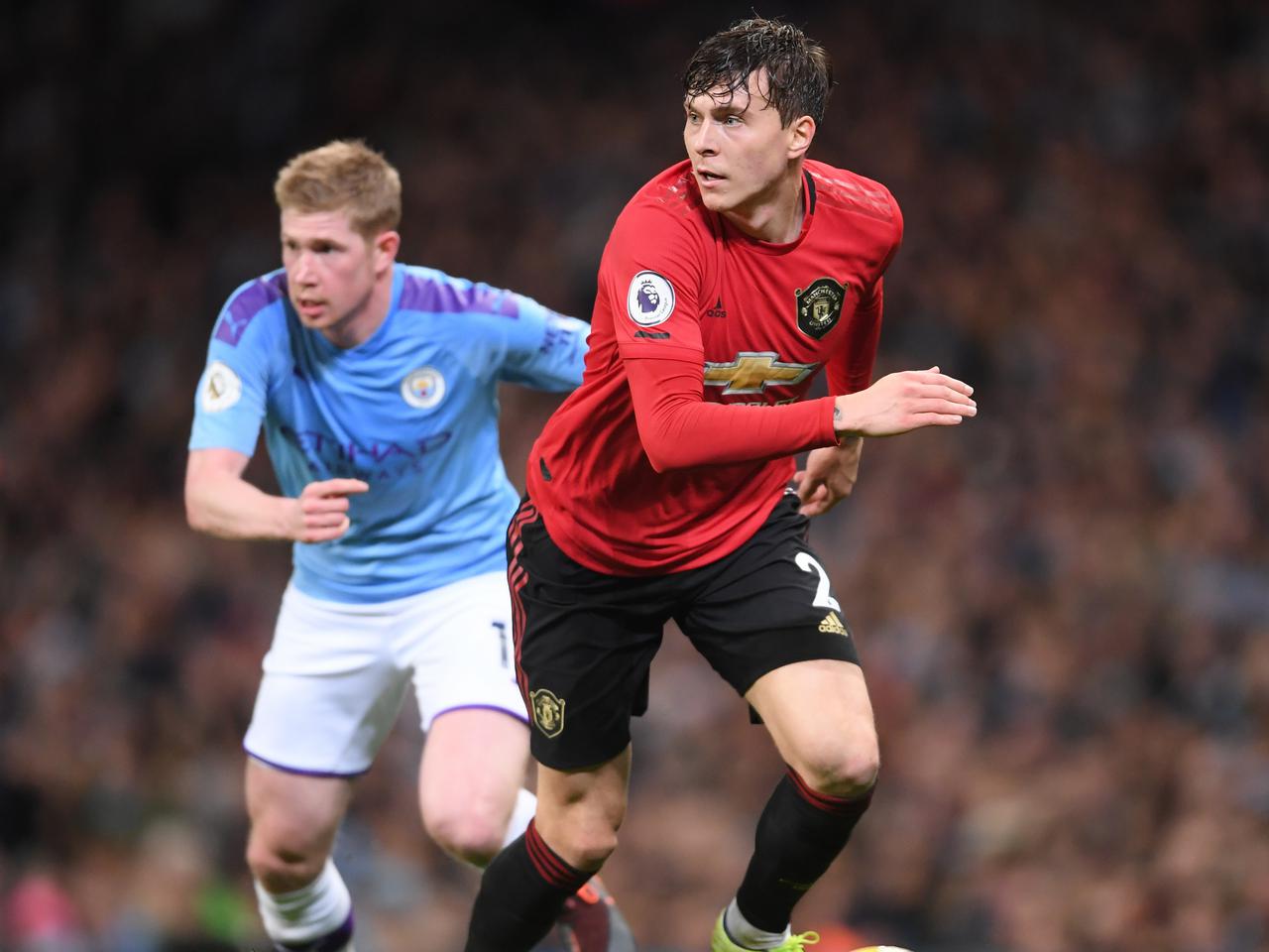 Man utd what deals channel tonight