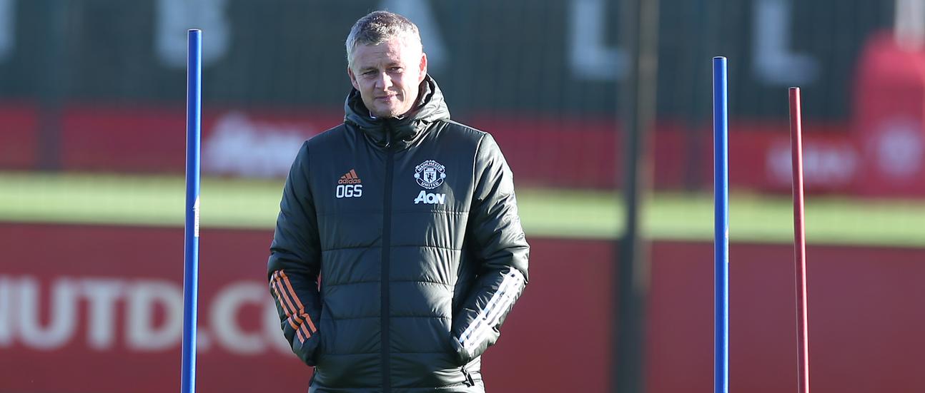 https://assets.manutd.com/AssetPicker/images/0/0/14/100/943137/A94T4756_20201119121514832-31606480594909_xlarge.jpg