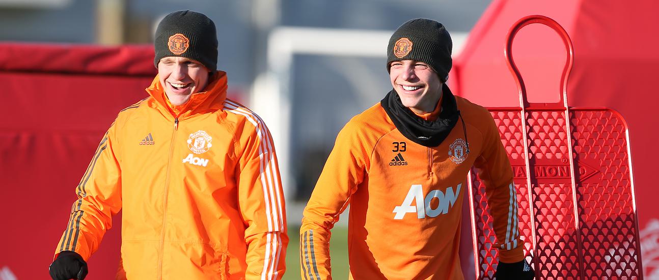 https://assets.manutd.com/AssetPicker/images/0/0/14/137/952720/A94T4690_202101051219228481610114850509_xlarge.jpg