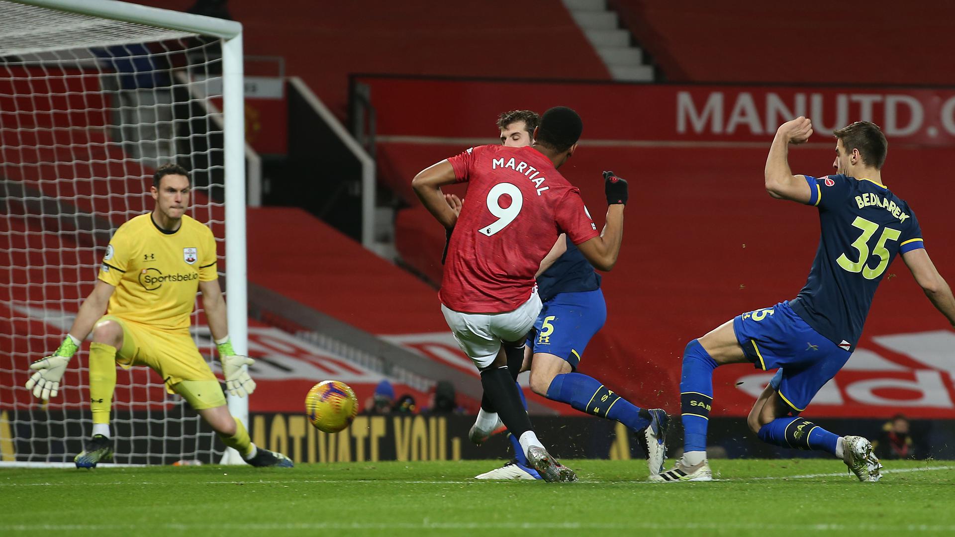 Anthony Martial second goal v Southampton in 9 0 win Manchester United
