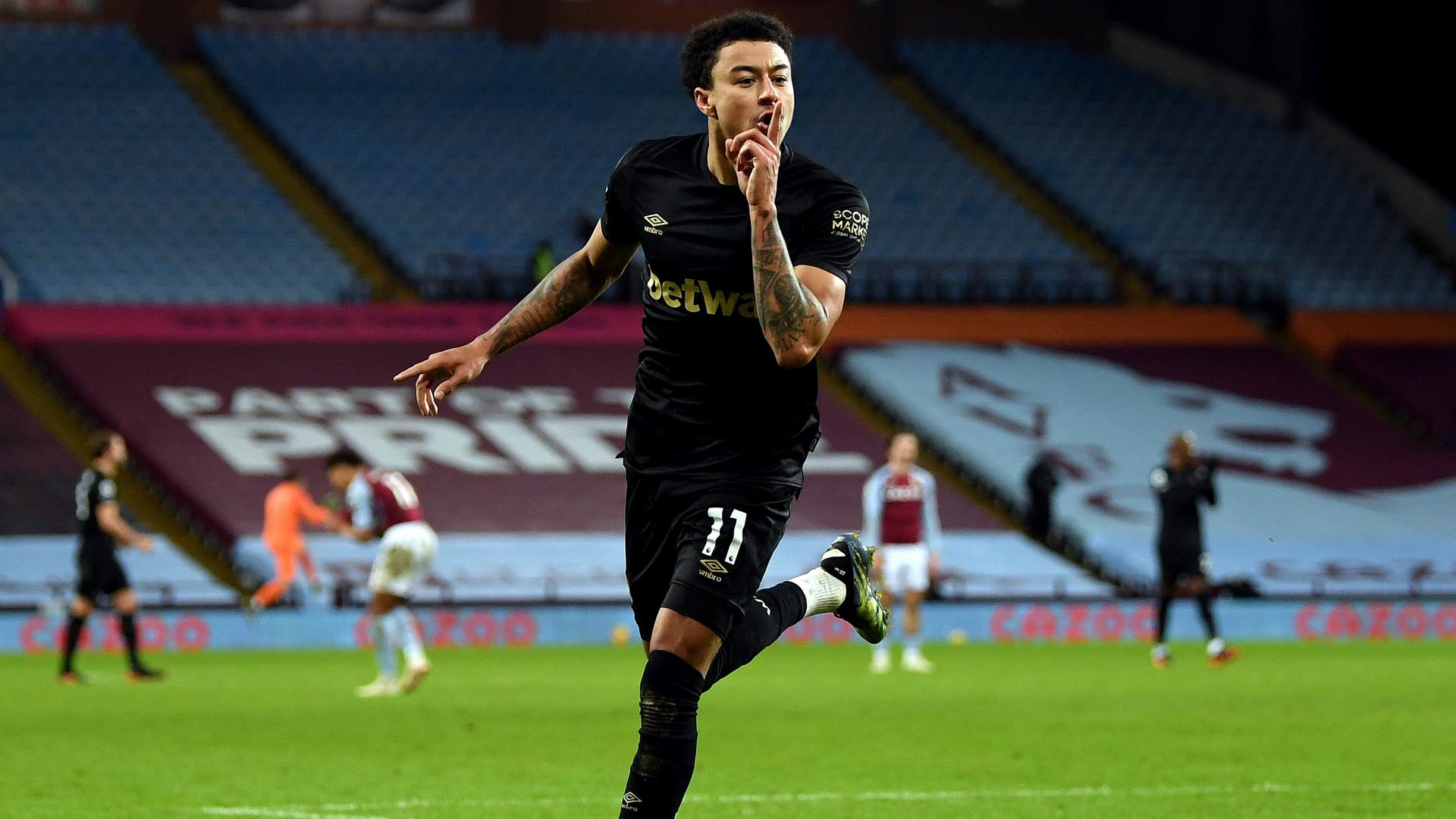 Jesse Lingard James Garner And Tahith Chong Kick Off Loan Moves In Style Manchester United