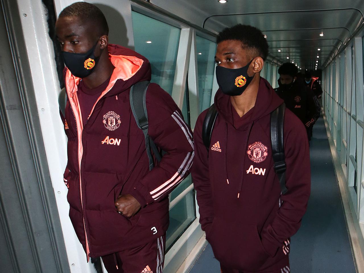 Manchester united maroon hoodie shop