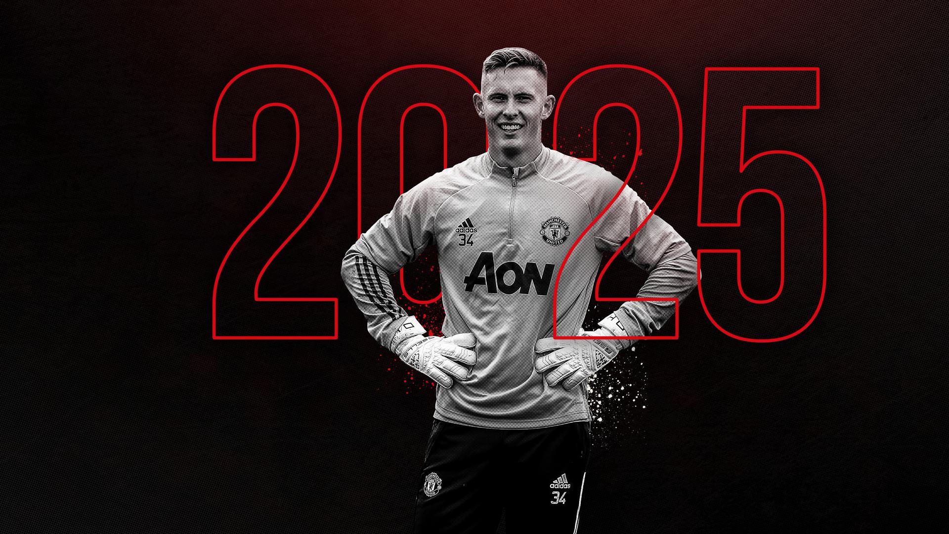 Dean Henderson signs new contract with Manchester United