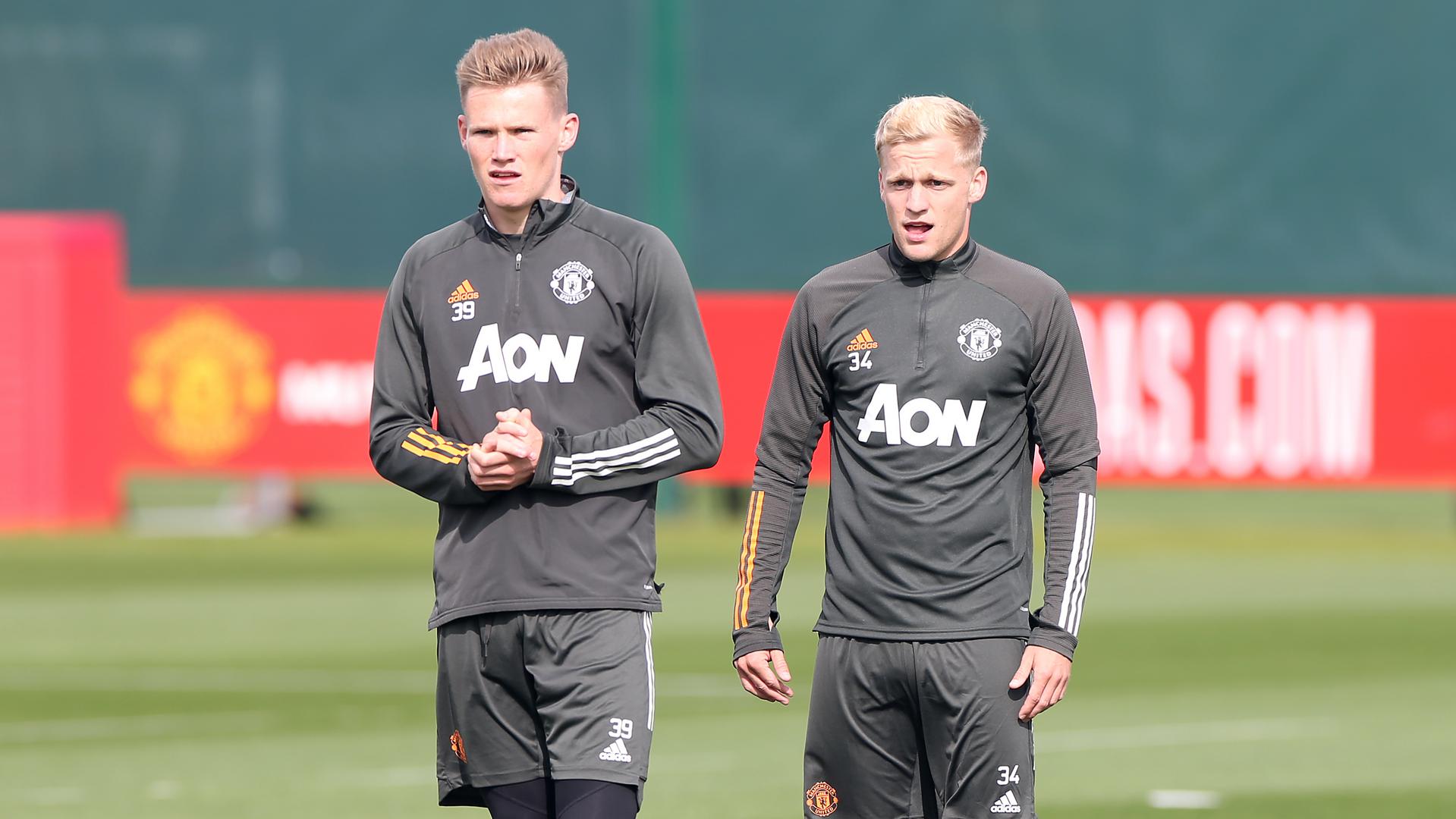 Donny van de Beek podría estar para el partido del domingo contra Chelsea, según Ole Gunnar ...