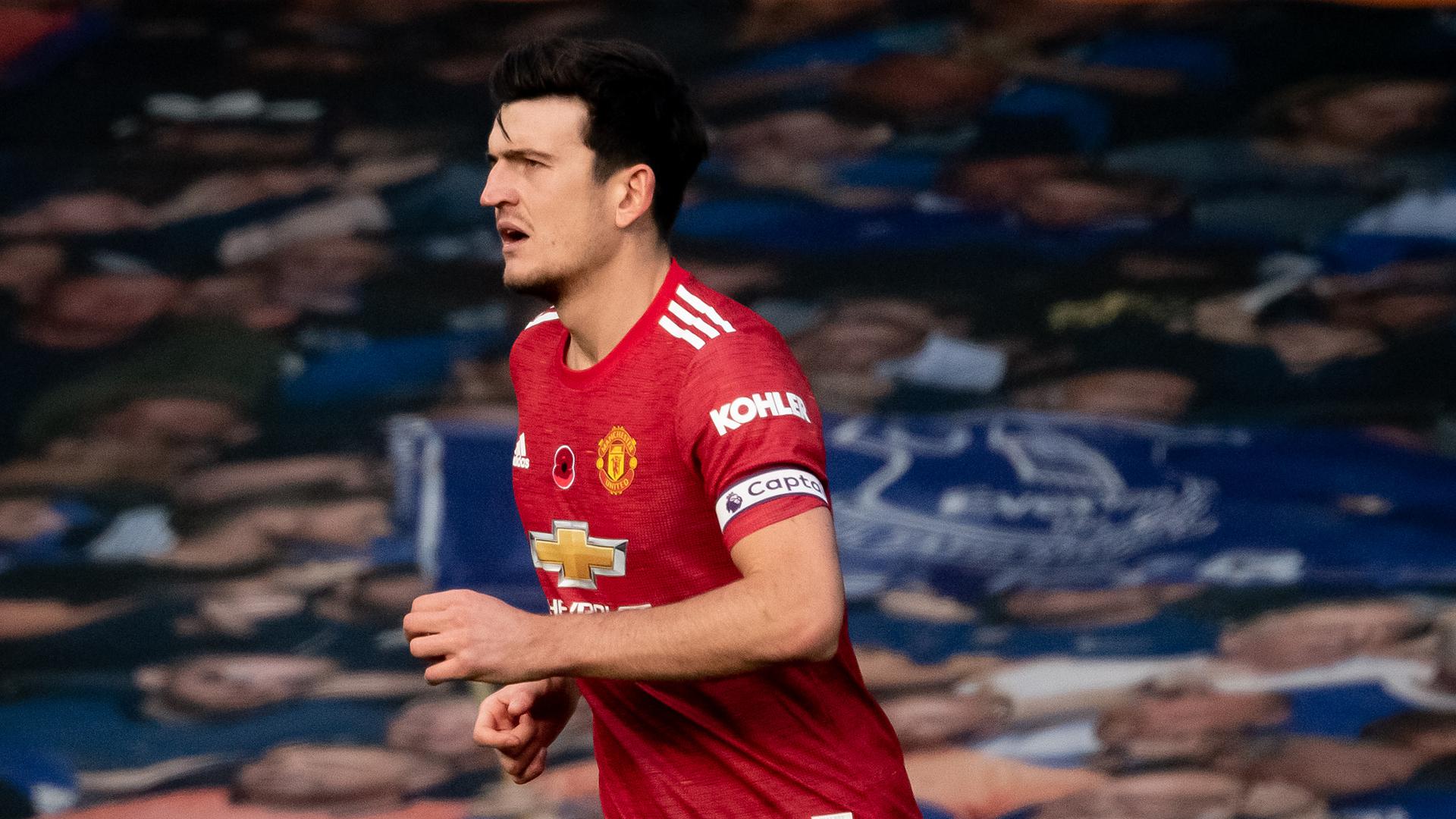 Harry Maguire thumping header in Everton 1 United 3 | Manchester United