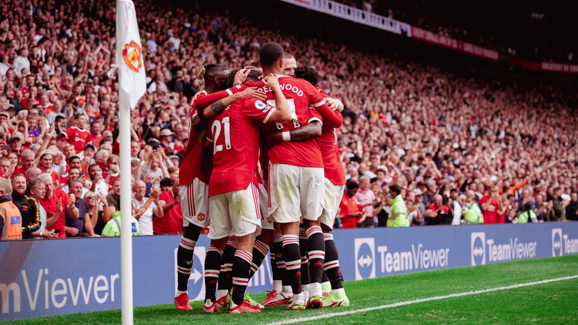 Лидс Манчестер Юнайтед. Man United Stadium.