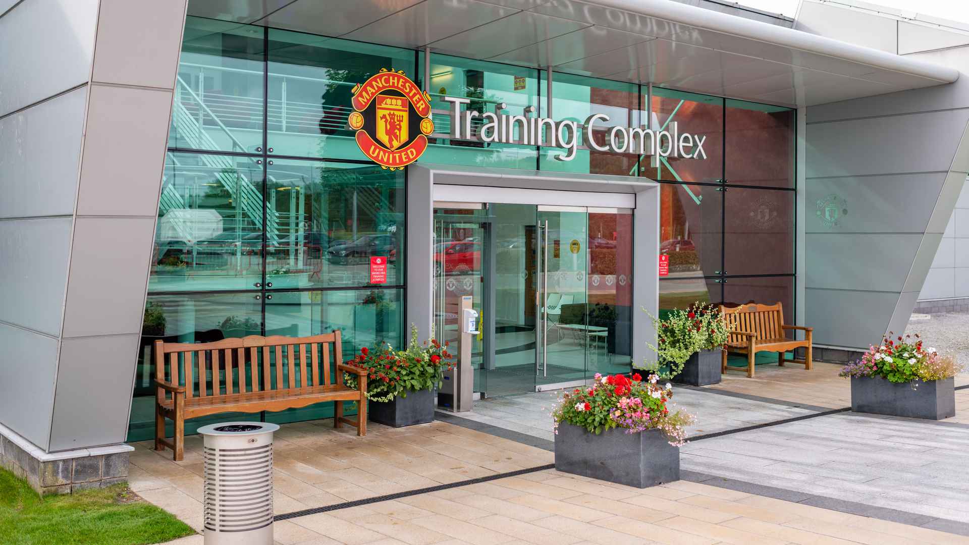 www.manutd.com