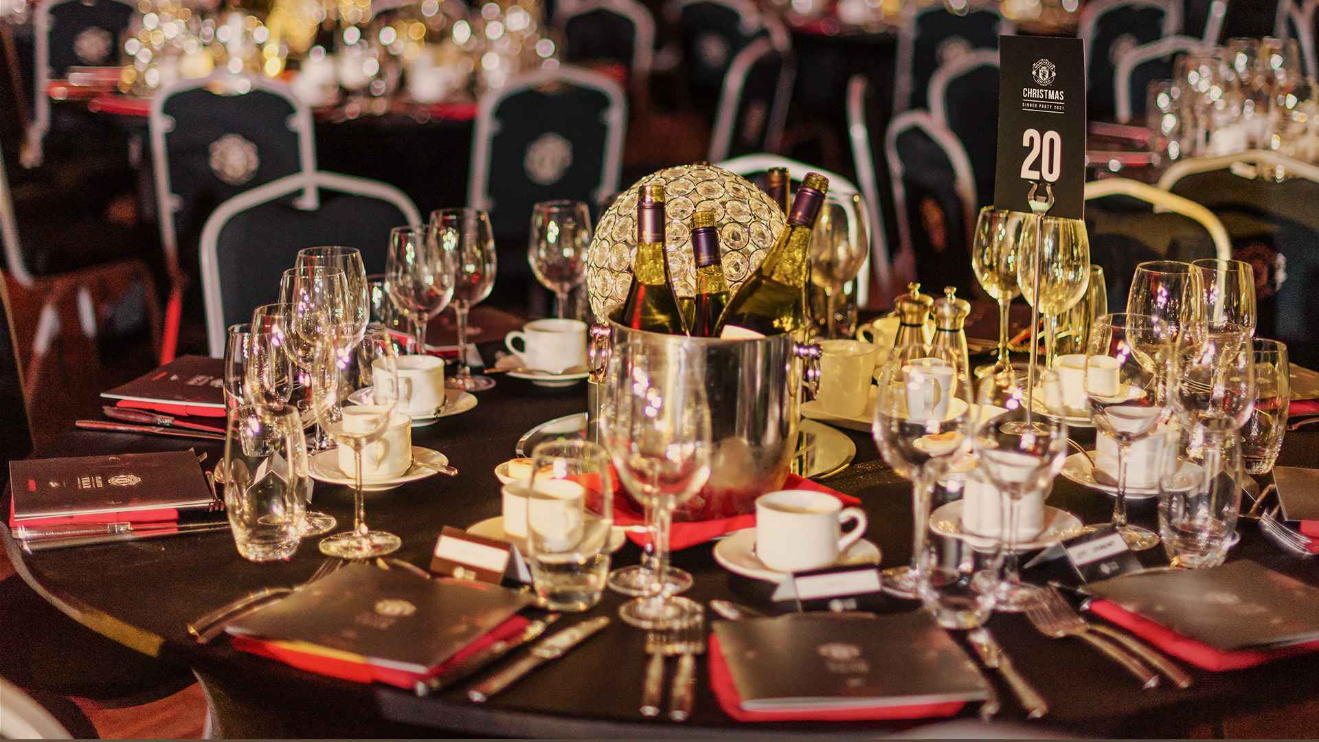 17+ Christmas Party Table 2021