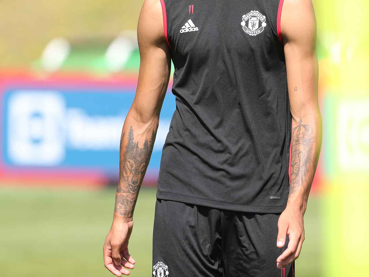 Mason Greenwood Explains Meaning Behind His Wolf And Lion Tattoos Manchester United [ 960 x 1280 Pixel ]