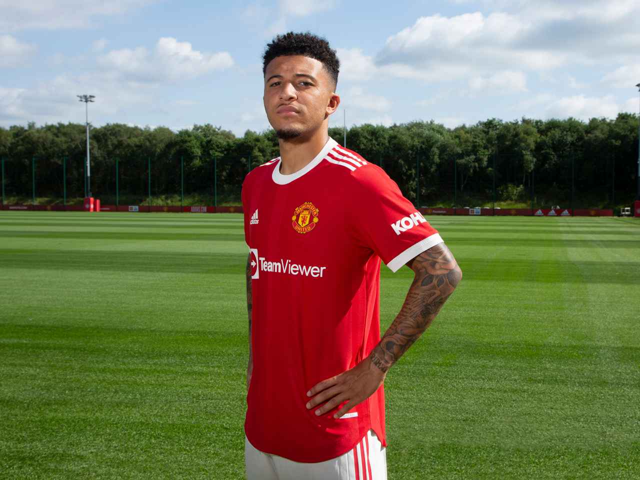 Jadon Sancho es anunciado como refuerzo de Manchester United tras ser vendido por Borussia Dortmund