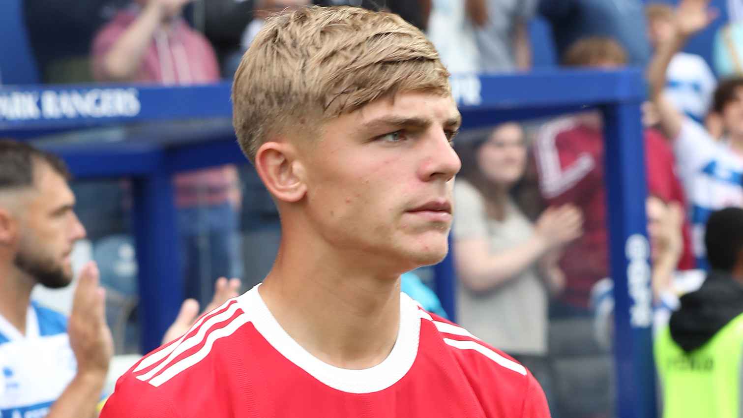 Brandon Williams | Man Utd First Team Player Profile ...