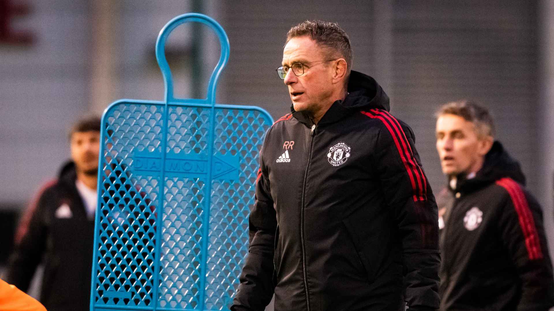  Early team news for Canaries clash