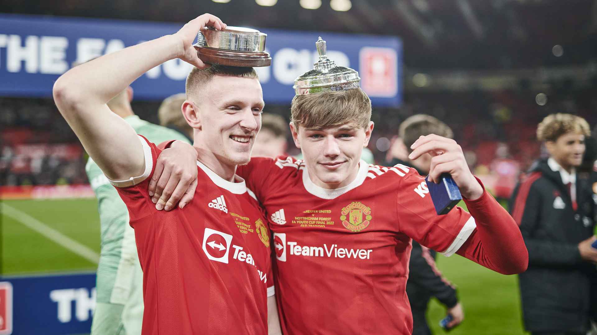 Man Utd U18s lift the FA Youth Cup trophy 11 May 2022 Manchester United