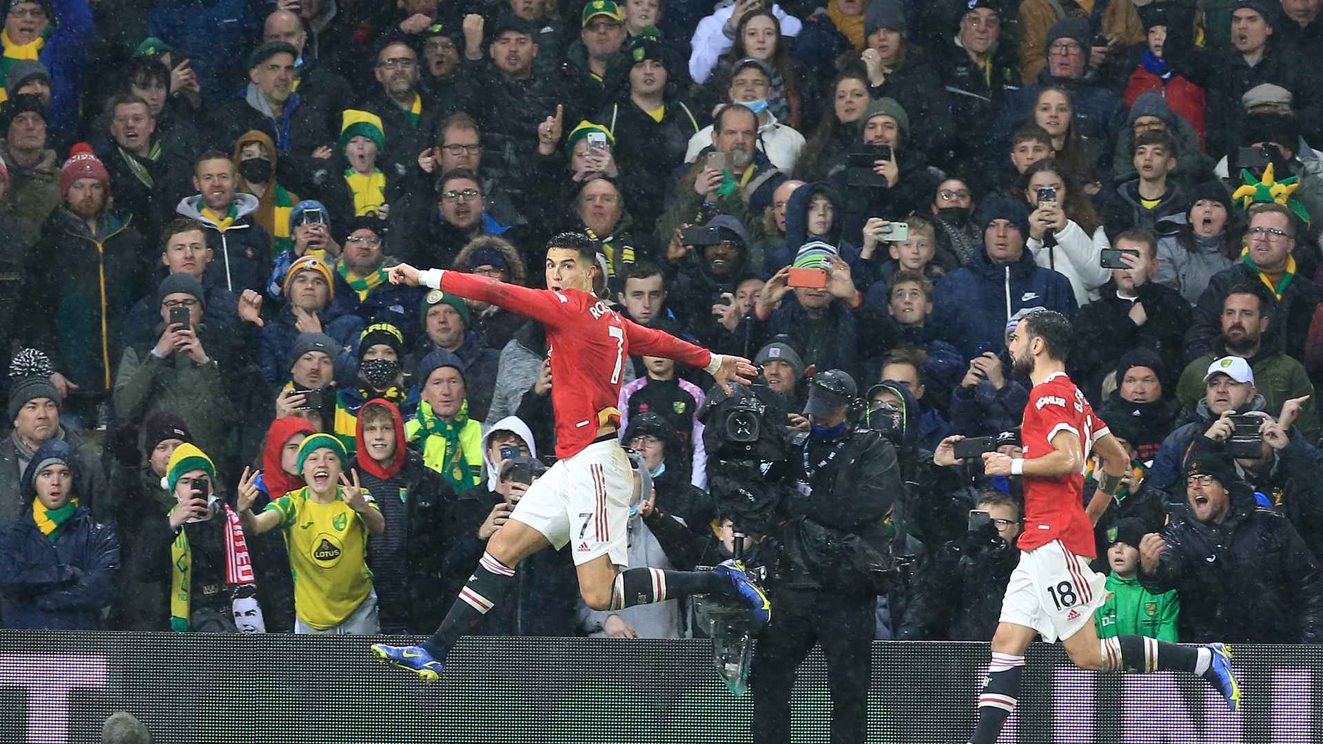  Report: Norwich 0 United 1