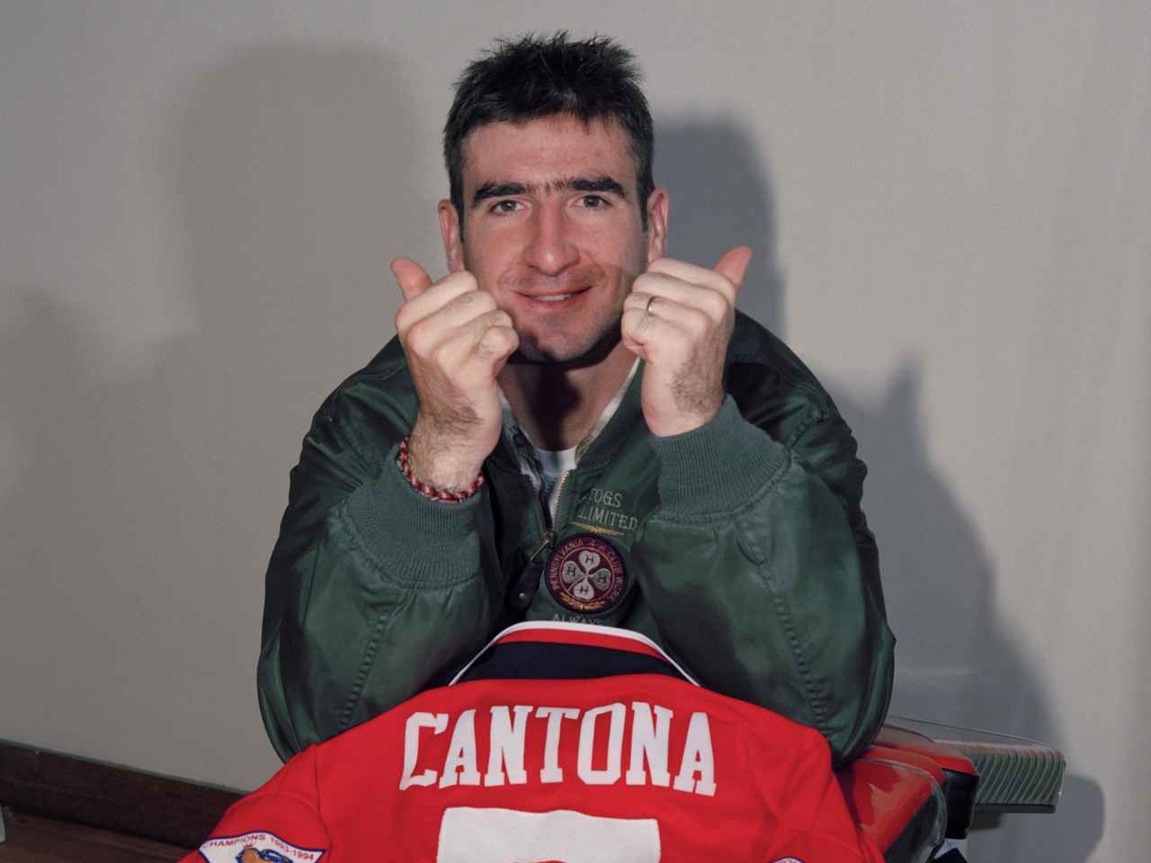 Manchester United - 👑 ➡️ 🔴 On this day in 1992, Eric Cantona